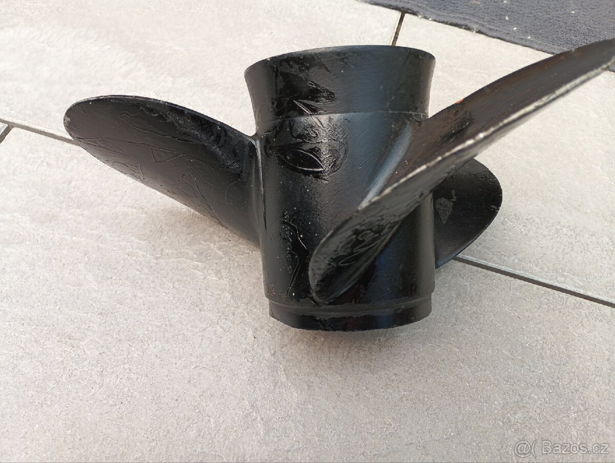 Lodní šroub -Vrtule Mercury V6/V8 - 3