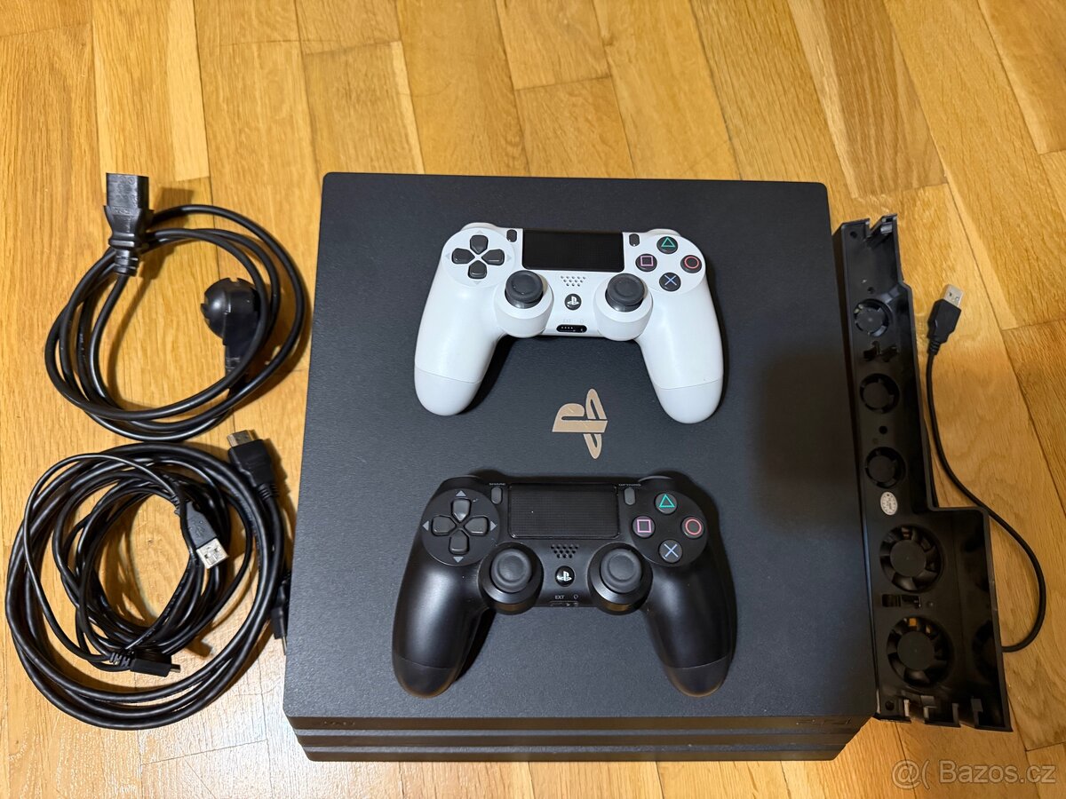 PS4 PRO + 2x dualshock - 3