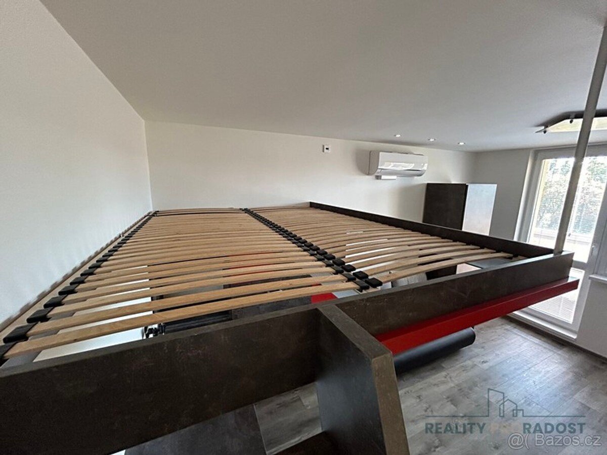 nábytok do obývačky alebo študentskej izby - 3