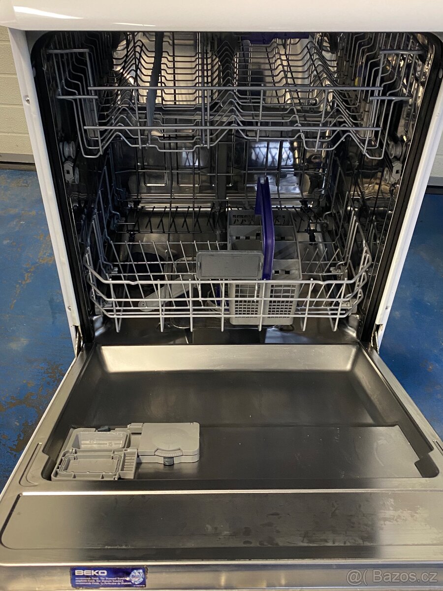Beko DFN 6632 green line - 3