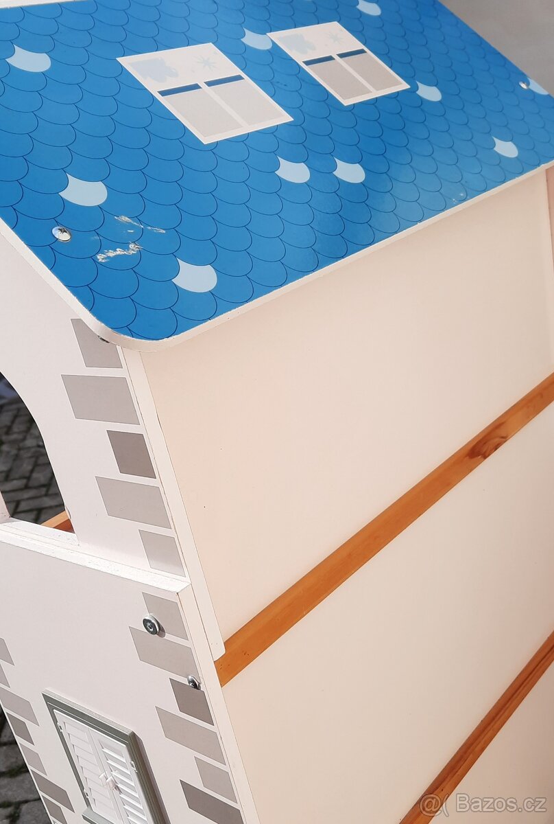 Domeček pro panenky, nábytek a postavičky - 3