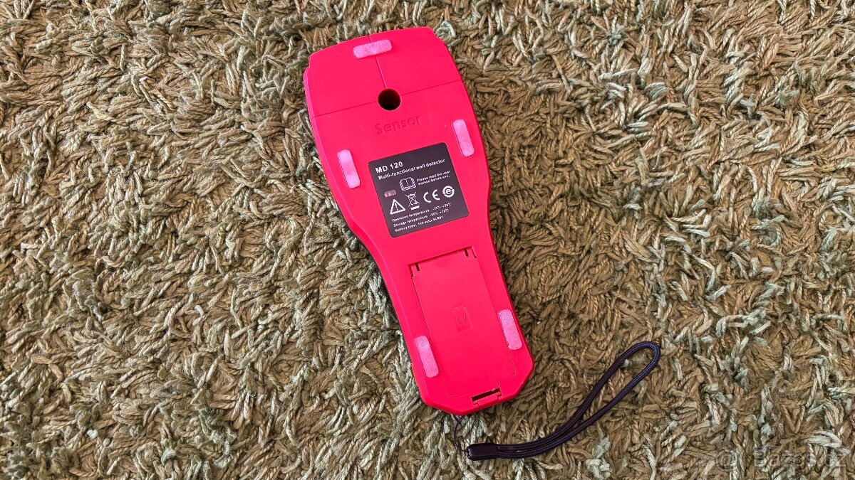 Multifunkční detektor kabelů a kovů - 3