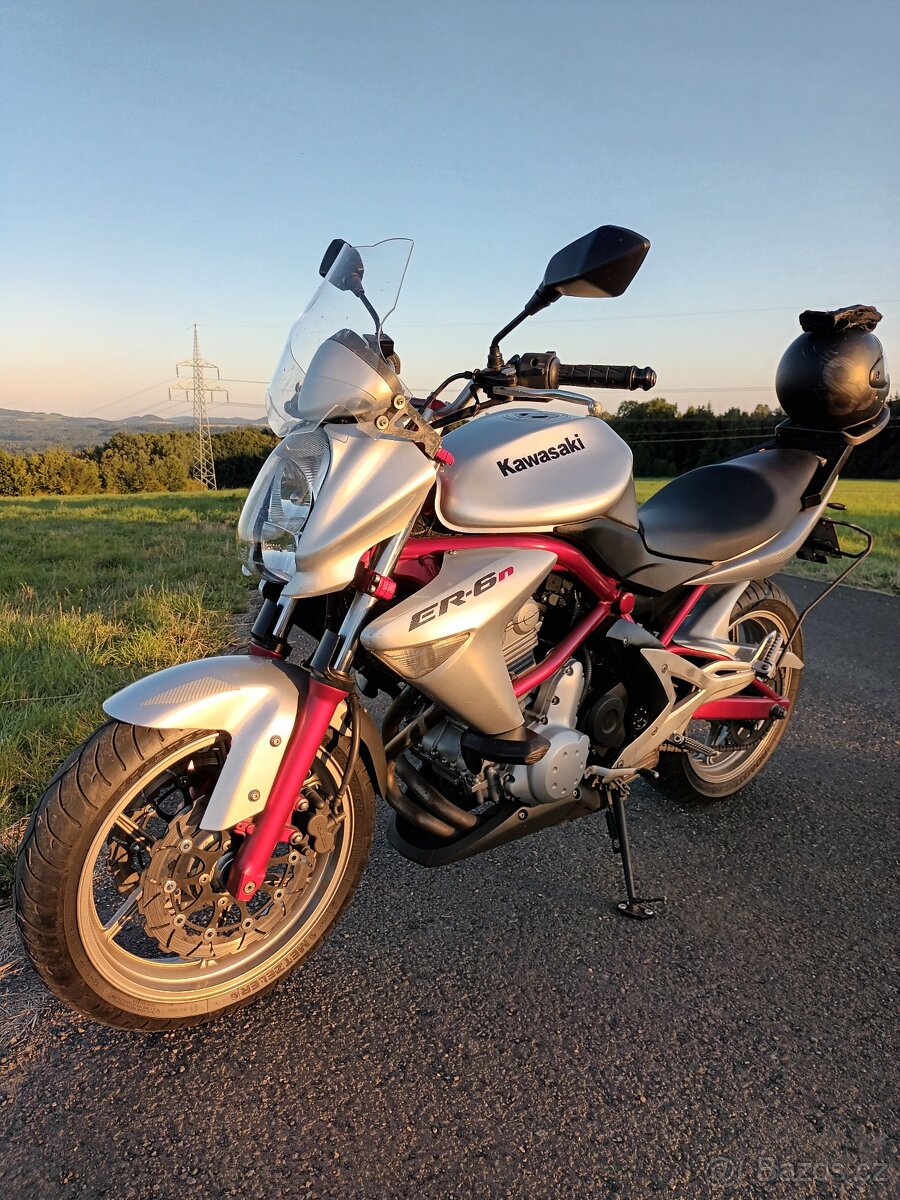 Kawasaki ER6 - 3