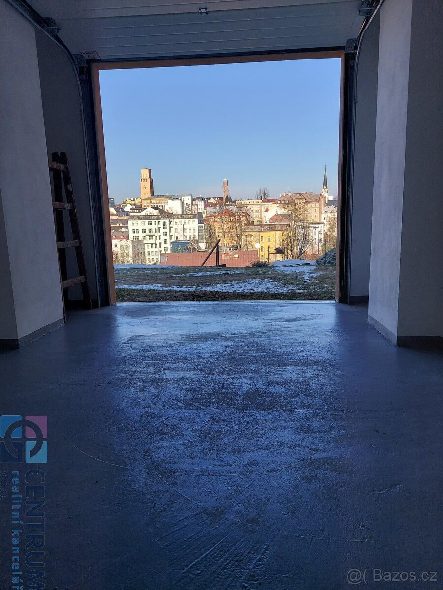 Pronájem garáže s elektronabíječkou - 3