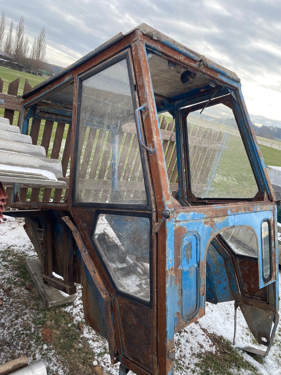 Kabina Zetor 4011 - 3