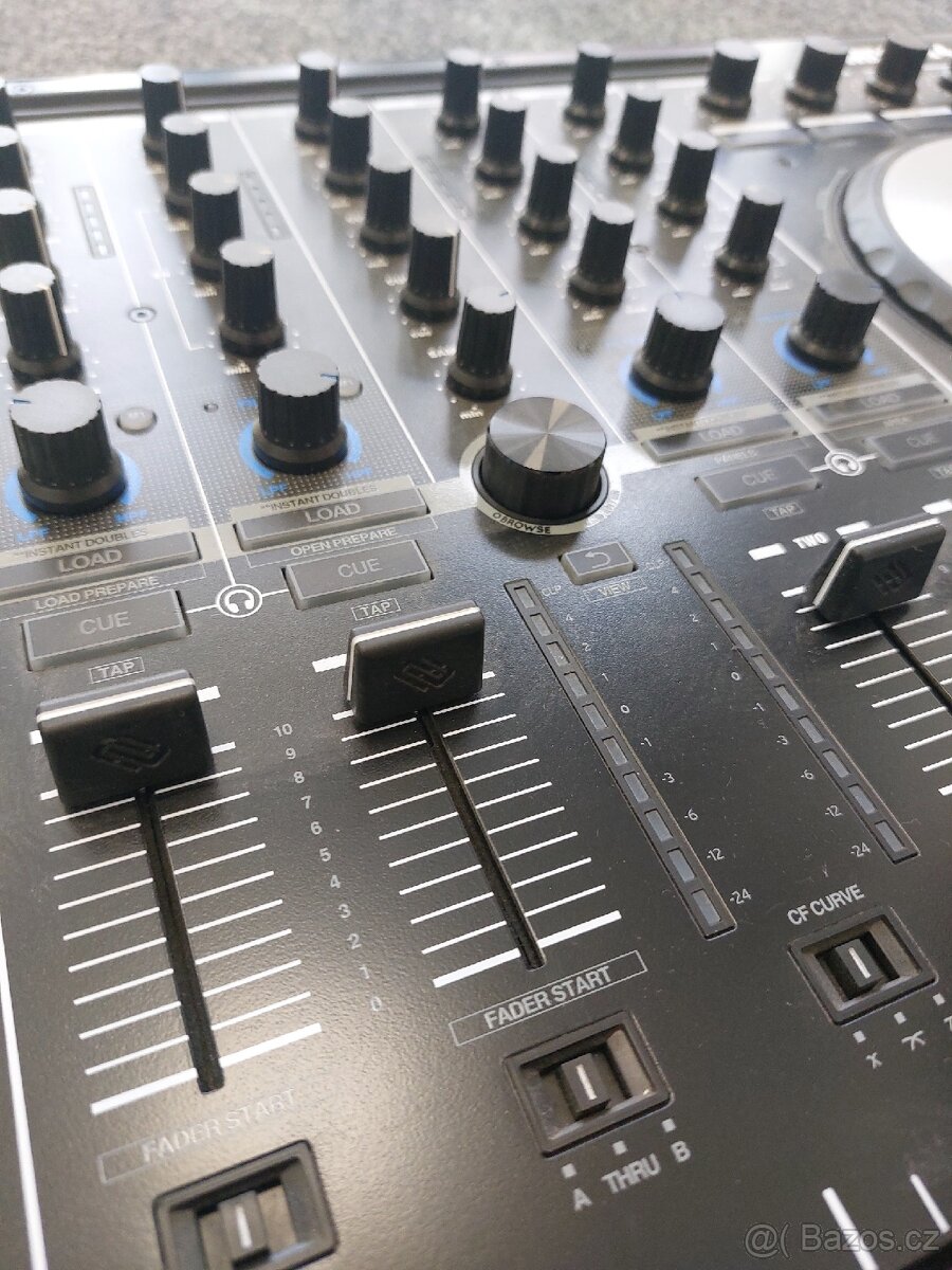 Mixážní pult Reloop Mixon 4 - 3