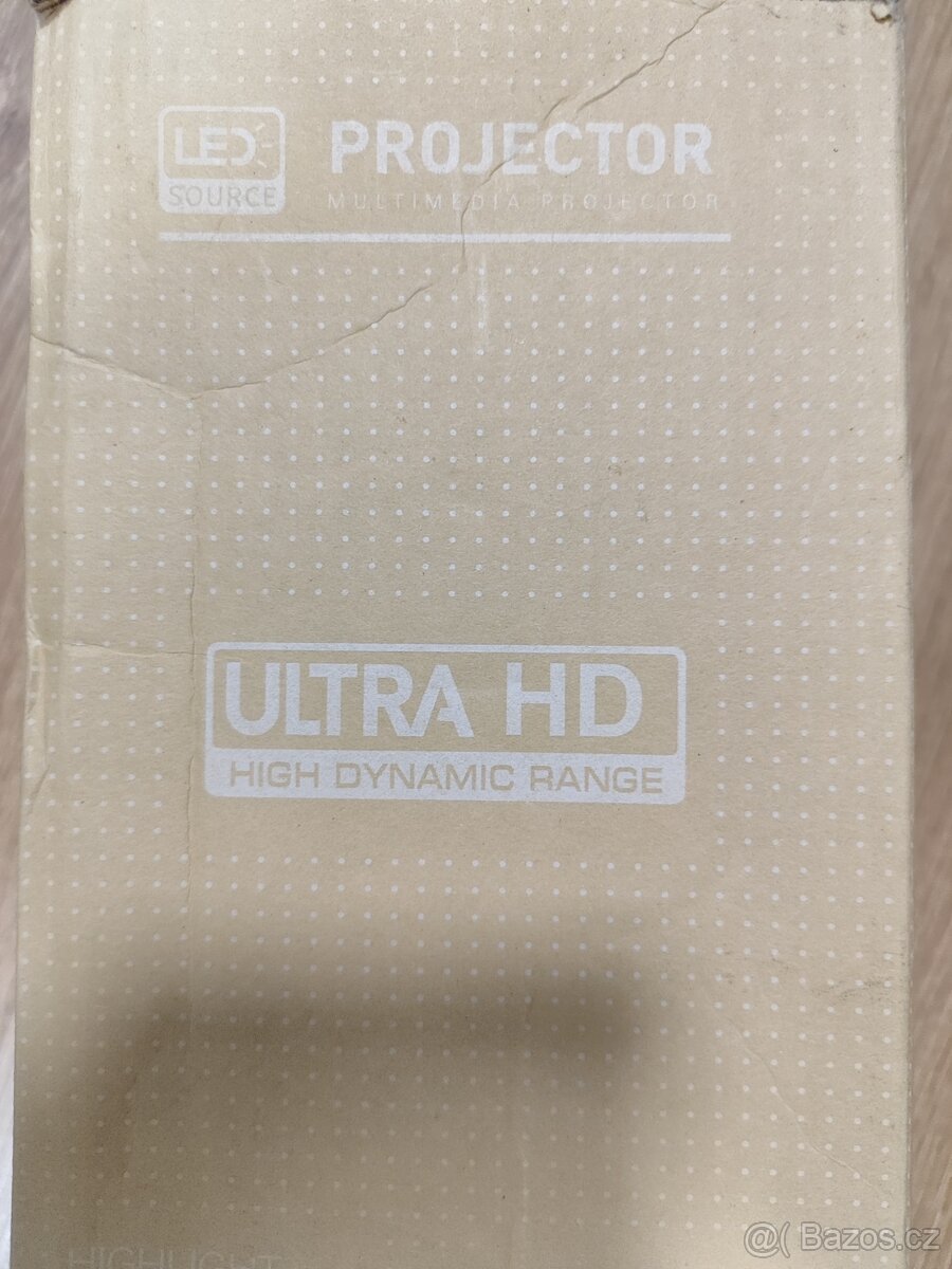 Nový chytrý HD Smart projektor s Androidem, WiFi & BT - 3