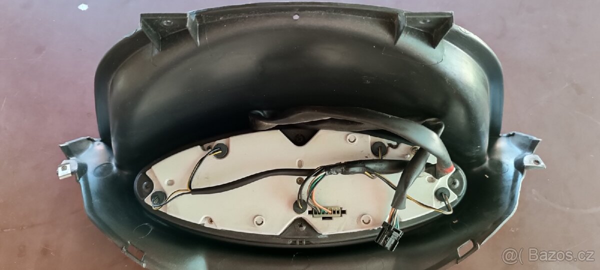 Přístrojová deska Piaggio x9 - 3