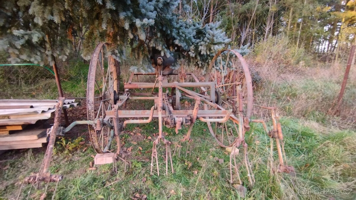 koňská hrabačka - 3