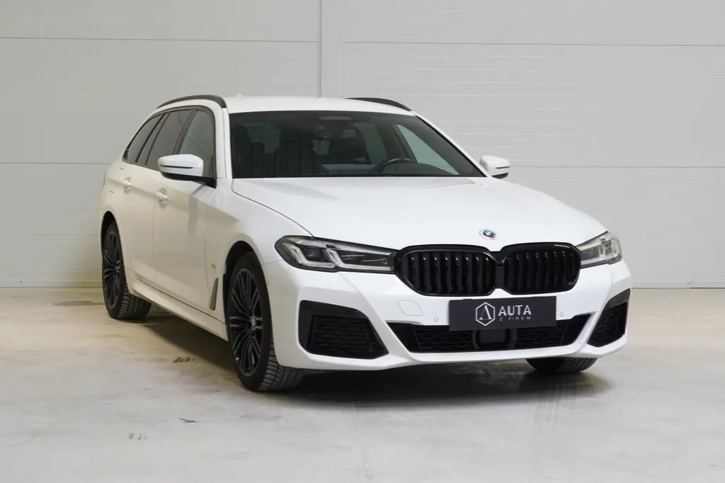 BMW Řada 5, 4x4,TAŽNÉ,DPH,ČR,Adaptiv LED - 3