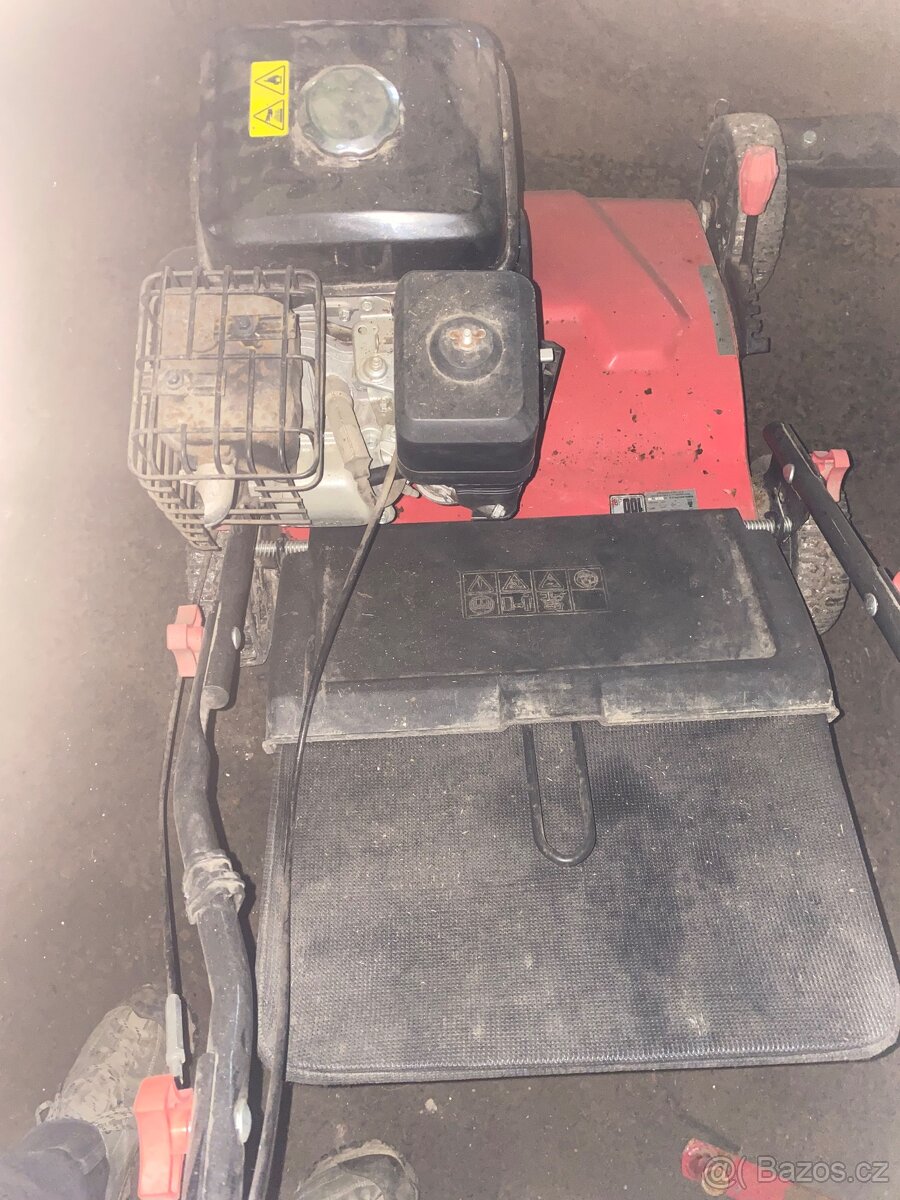 Motorový Vertikutátor - 3