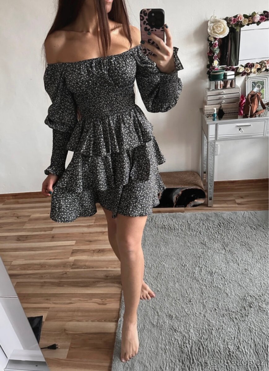 Volánkové šaty - 3