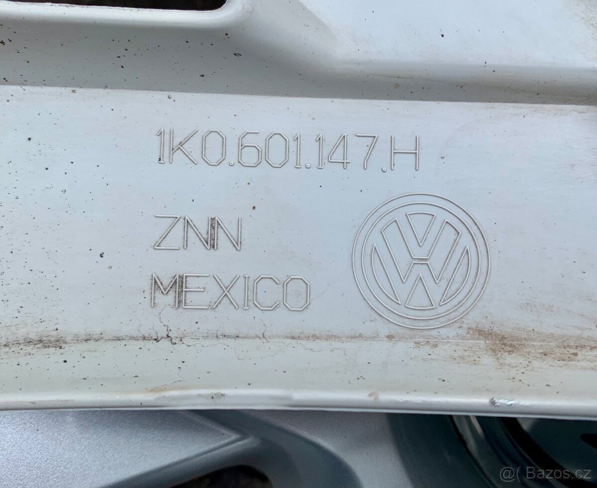 Originál poklice / kryty kol Volkswagen 16” - 3