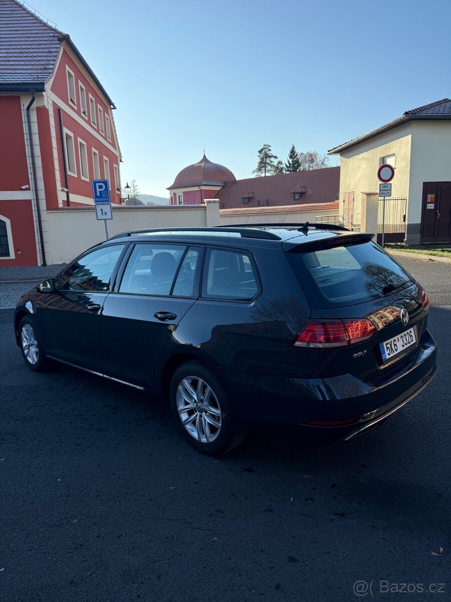 Volkswagen GOLF 1,6 DSG, auta na splátky bez registru - 3