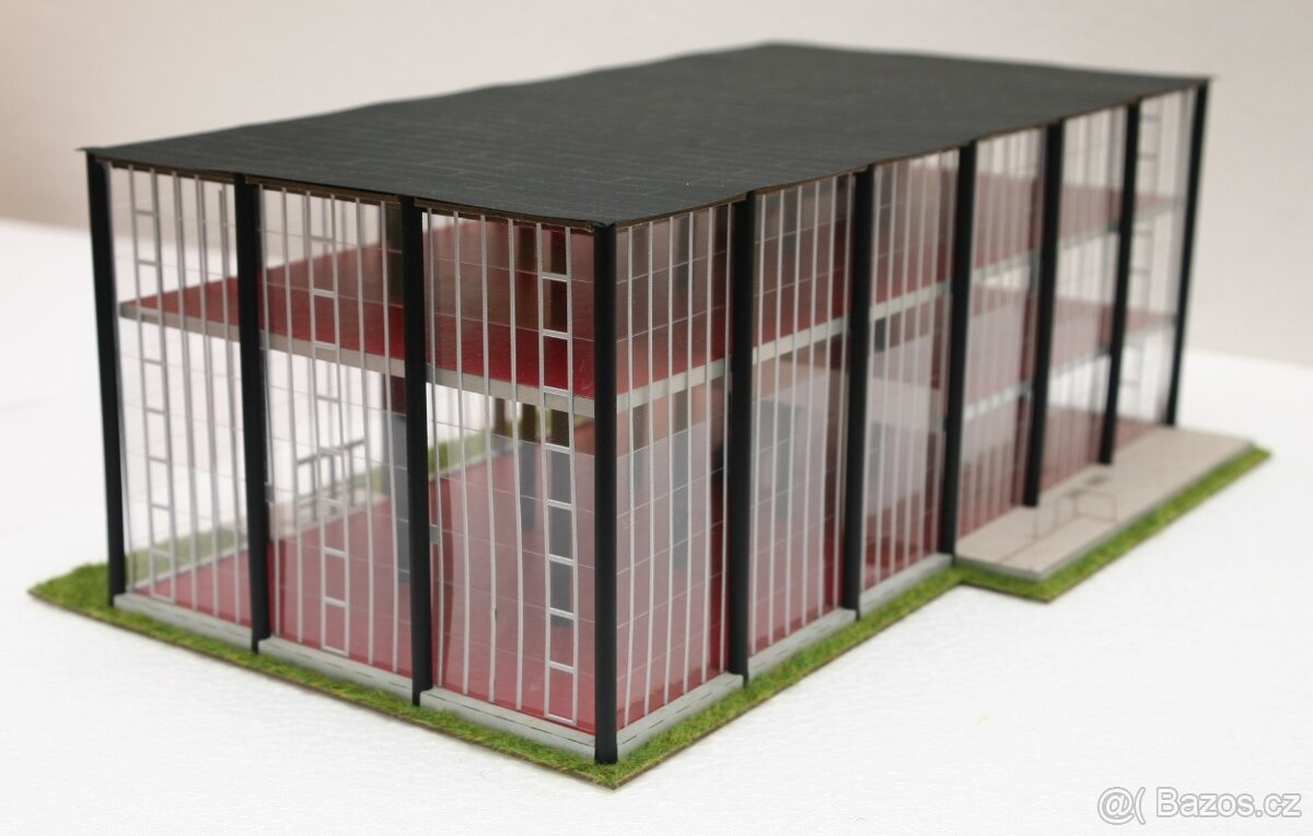 Památník T. Bati ve Zlíně - modelová železnice TT (1:120) - 3