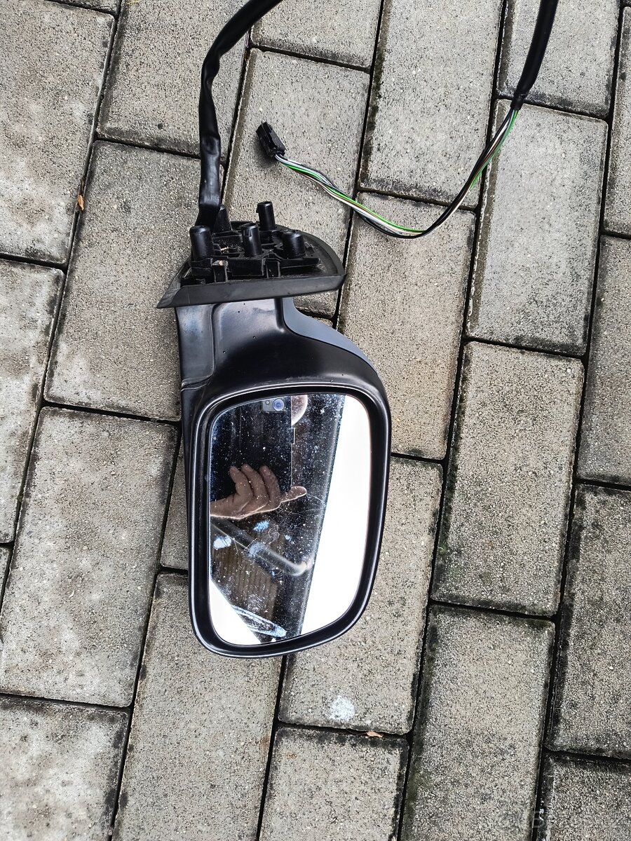 Zpětné zrcátko 307 - 3