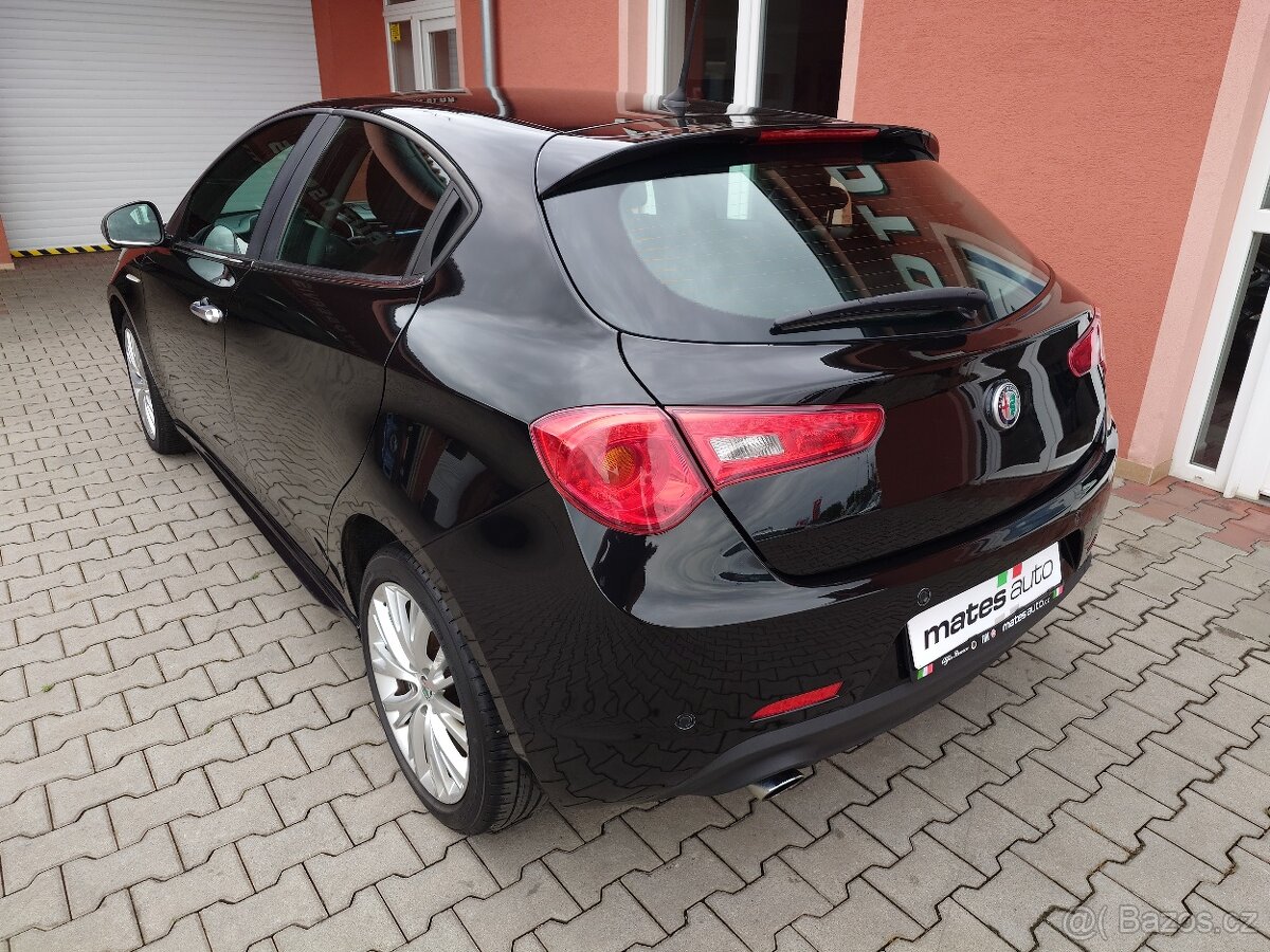 Alfa Romeo Giulietta 1.6 JTD Super 88kW - 3