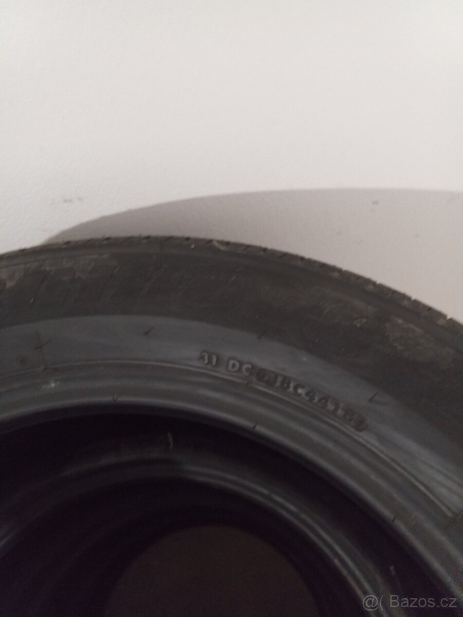 Letní pneu Bridgestone 235/60/18 - 3