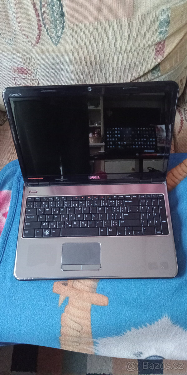 Notebook DELL Inspiron 5010 - 3