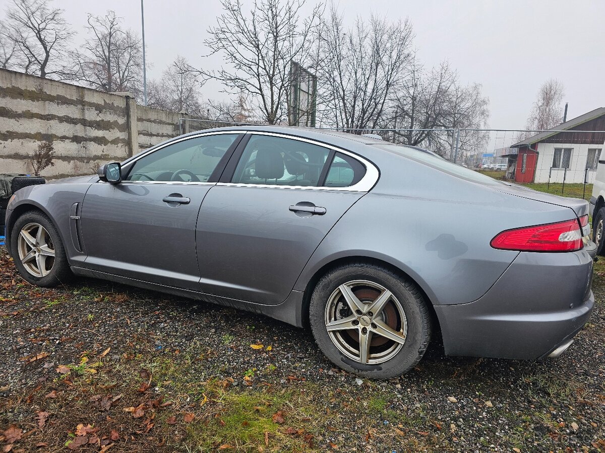 JAGUAR XF 2011 3.0D 177kW NEFUNKČNÍ MOTOR - 3
