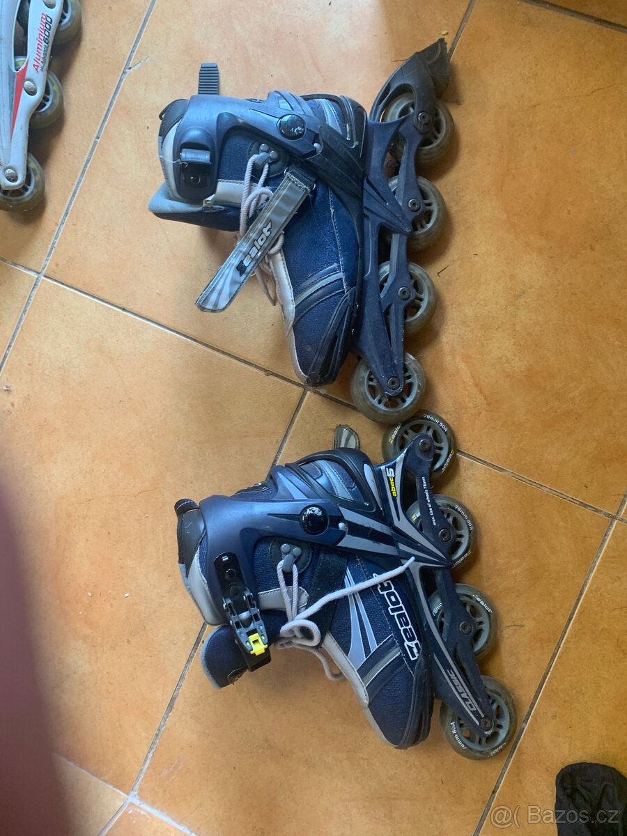 Prodám 3 ks kolečkových bruslí a chráničů - levně - 3