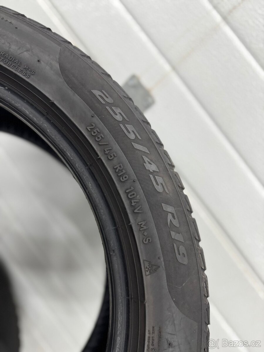 255/45/19 R19 zimni pneu Pirelli - 3