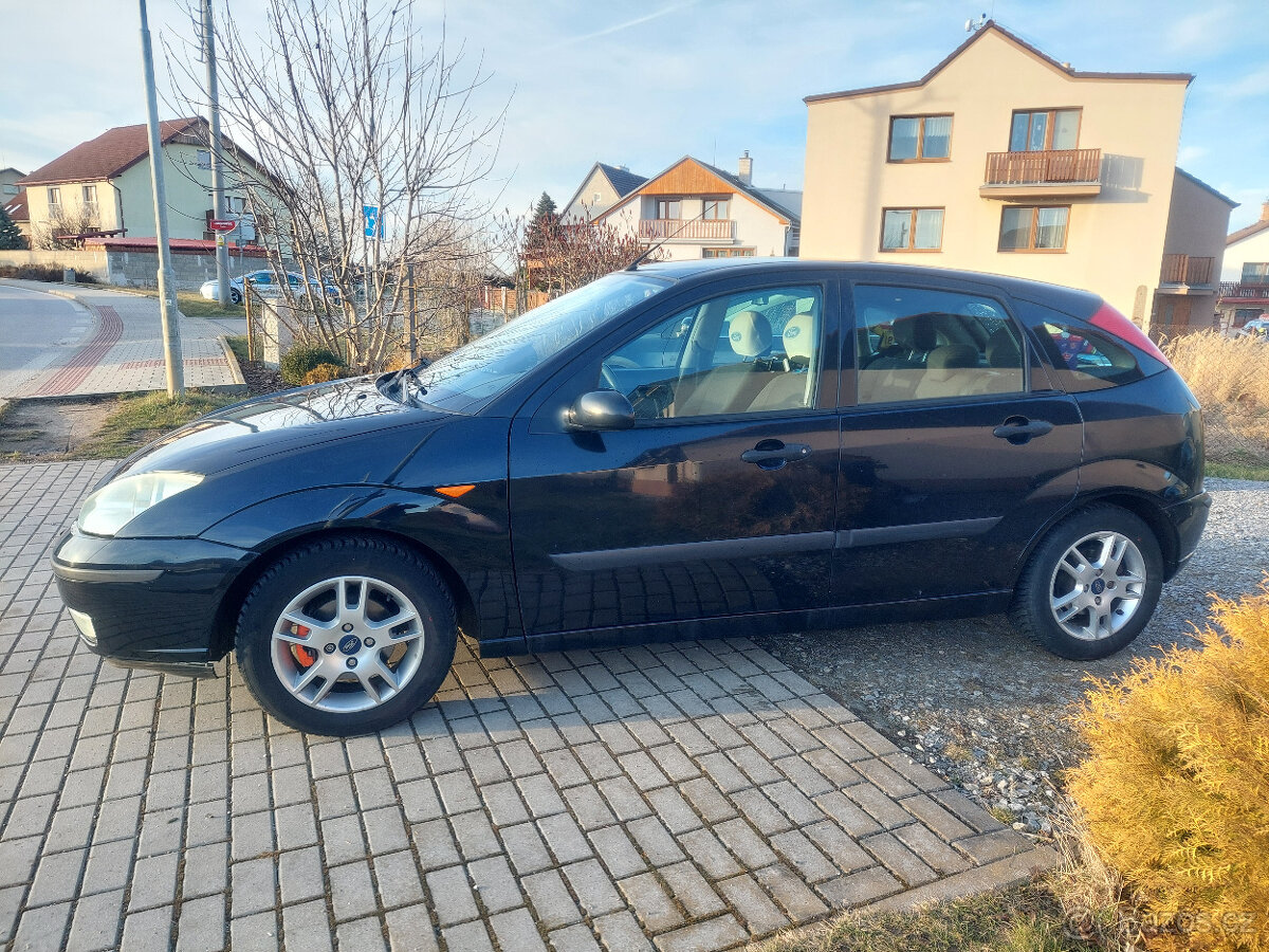 Ford Focus, MK1, hatchback, 1.6 benzín, r.v. 2004 - 3
