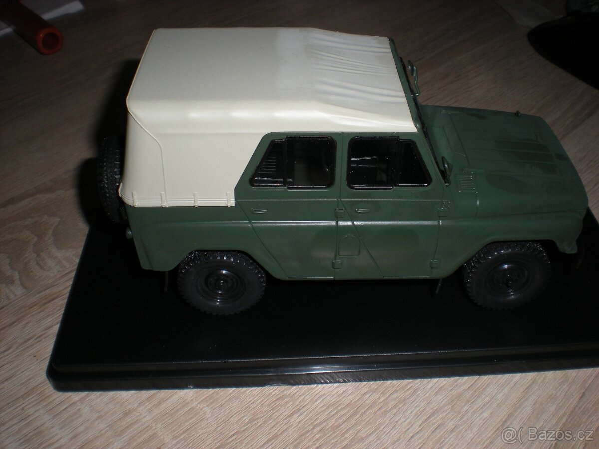 model UAZ, 1:24 - 3