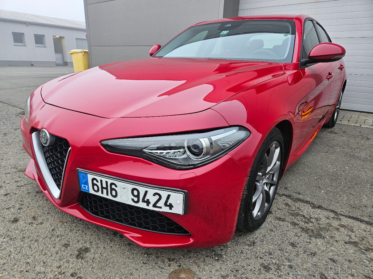Alfa Romeo Giulia 2.0T 147 kW - 3