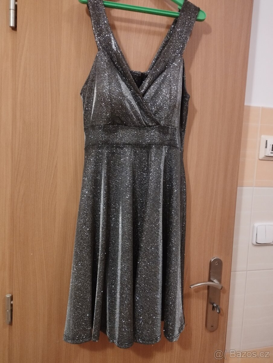 Stříbrné šaty vel.m,l - 3