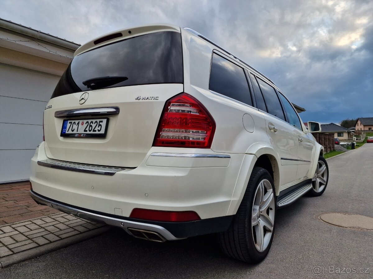 Mercedes Benz GL 350 CDI 4MATIC Grand Edition - 3