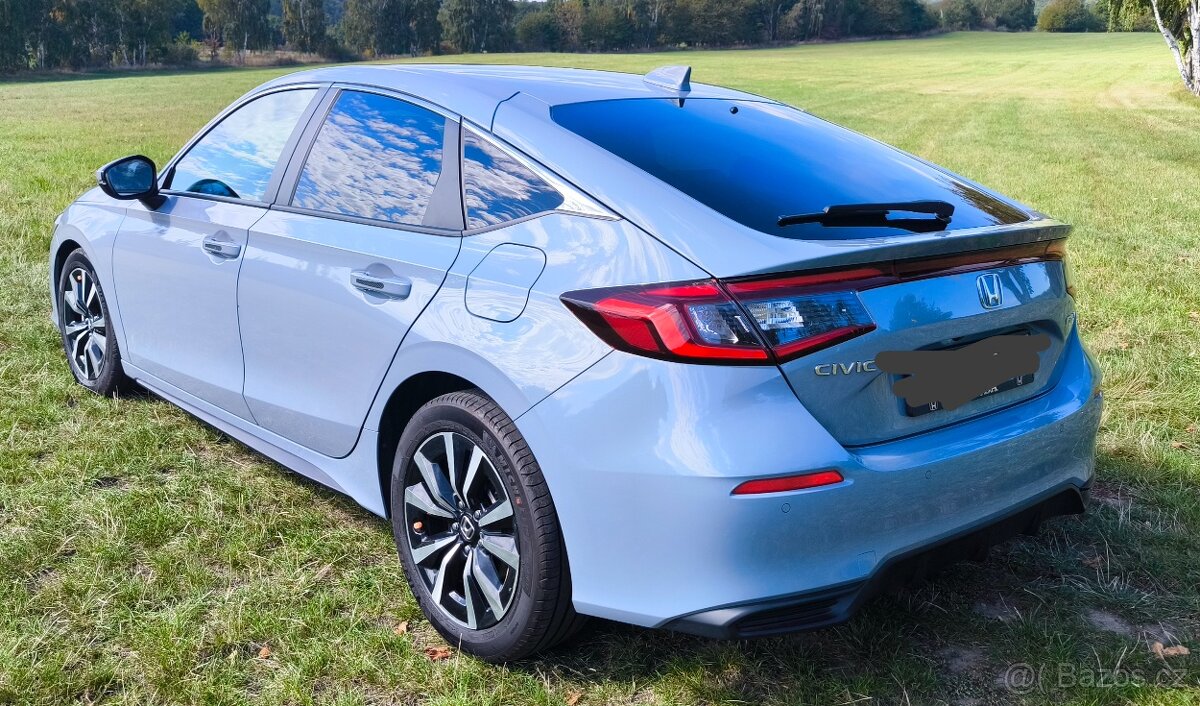 Honda Civic 2.0 Hybrid/139kw/spotřeba 3,2 - 5L - 3
