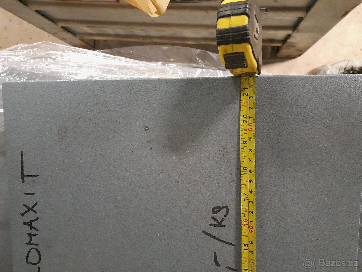 Plechové boxy - 3