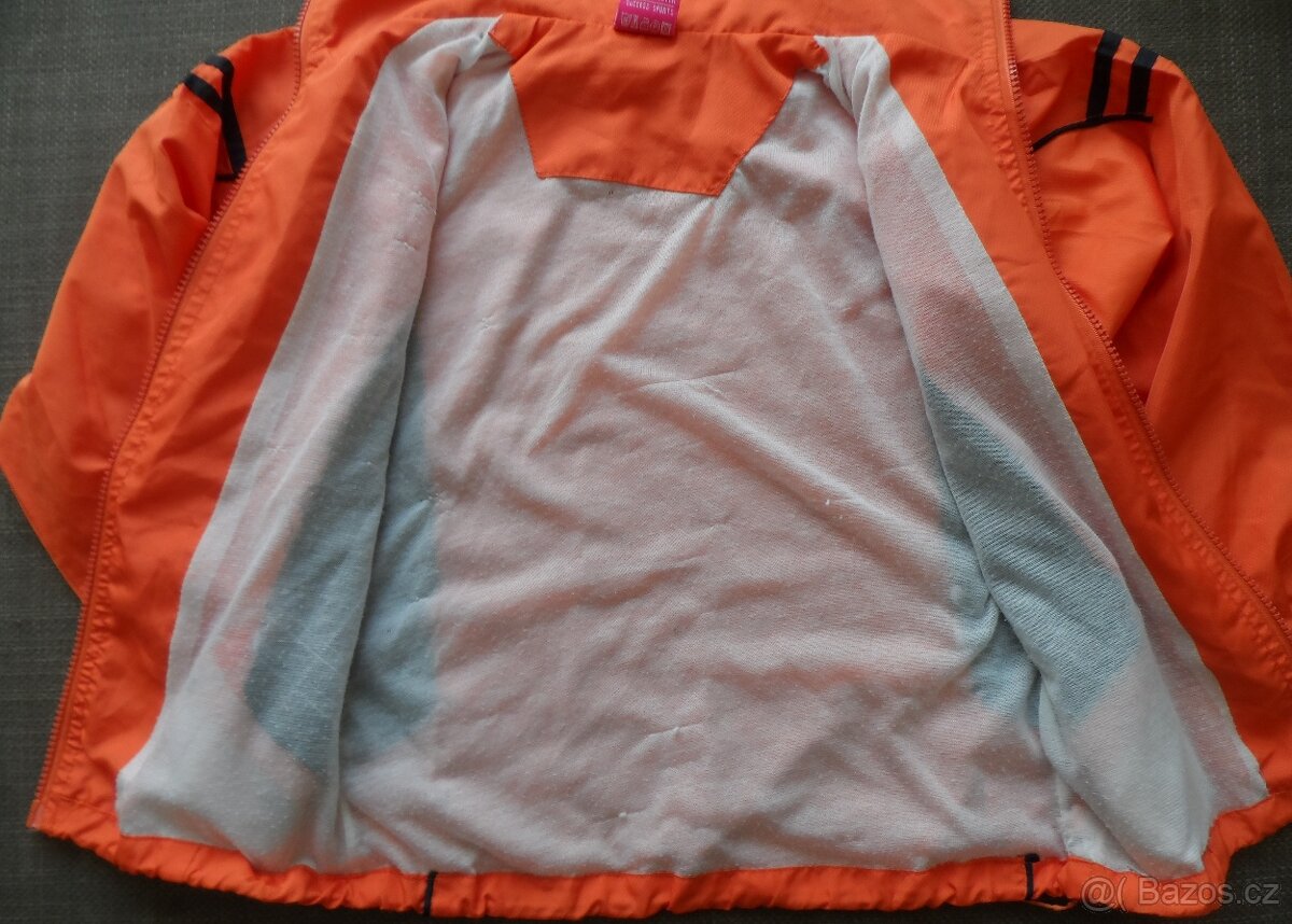 Slabší bunda vel. 128 - 3