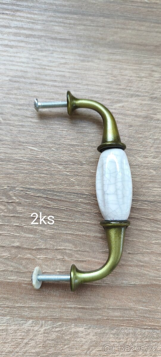 Nábytkové úchytky - 3