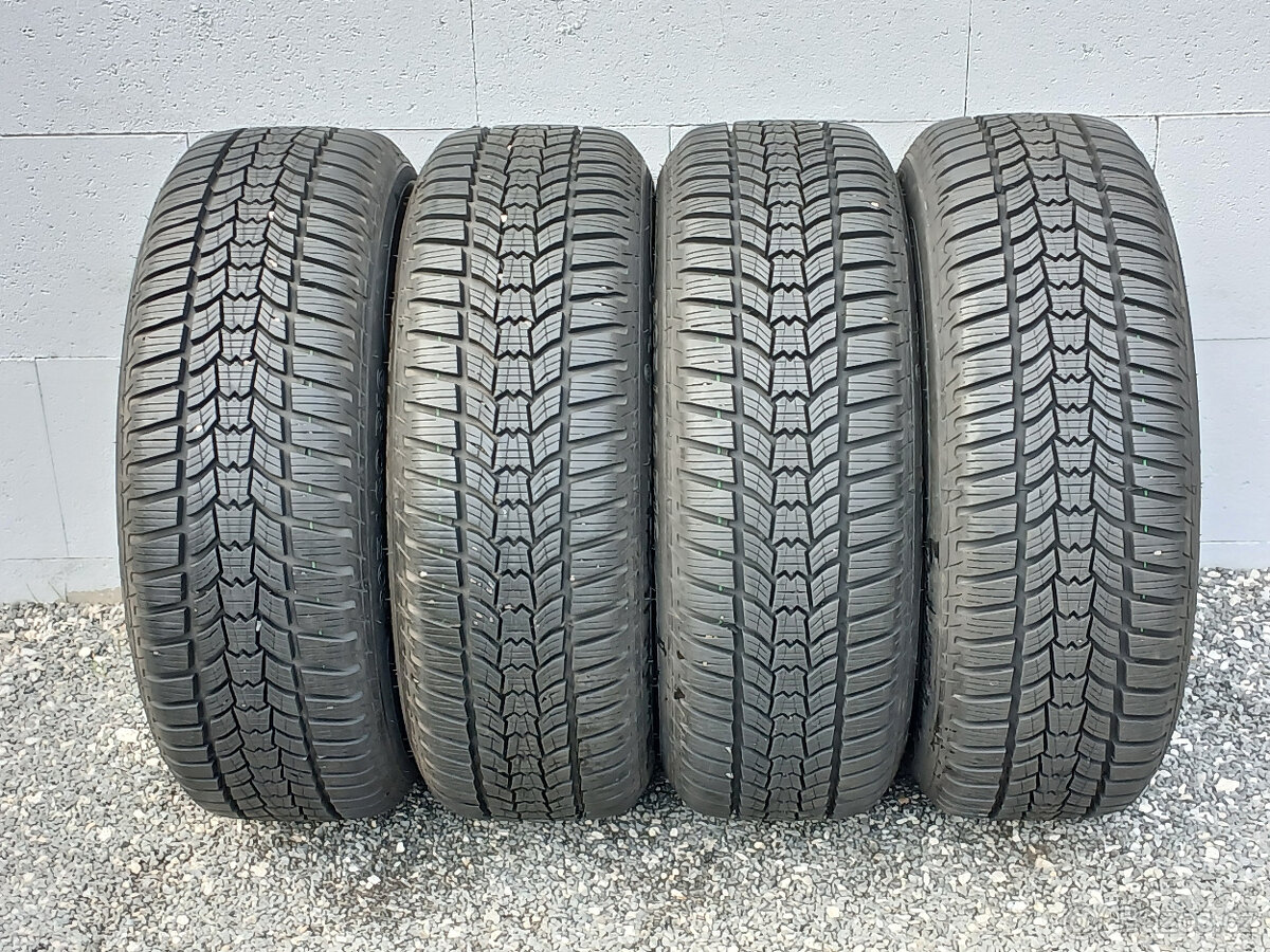 Pěkná zimní orig alu Škoda Kamiq 205/60/16 vzorek 9mm - 3