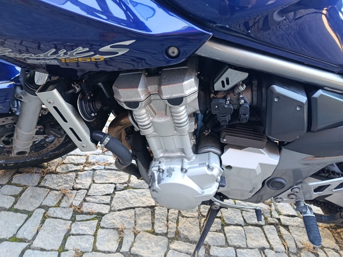 Suzuki GSR 1250 Bandit - 3
