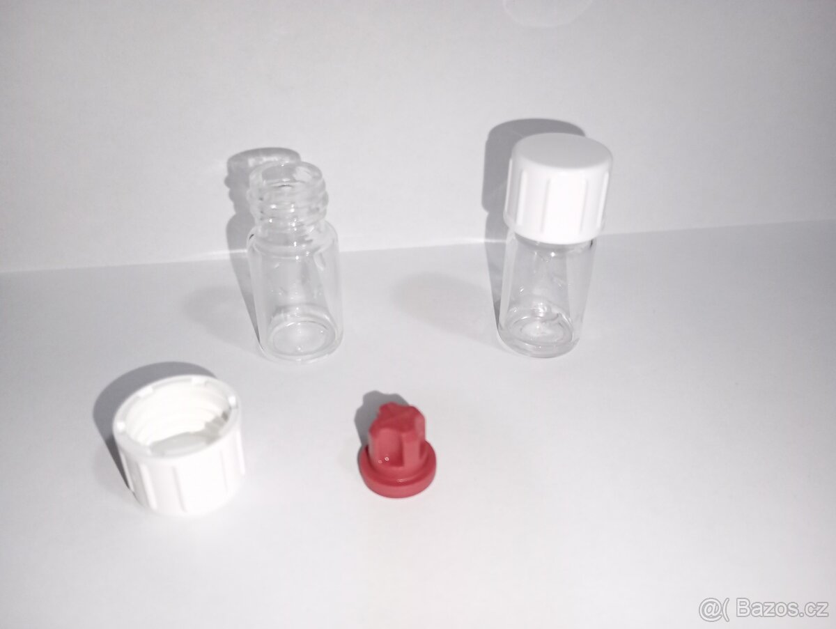 Lahvičky se závitem - 3