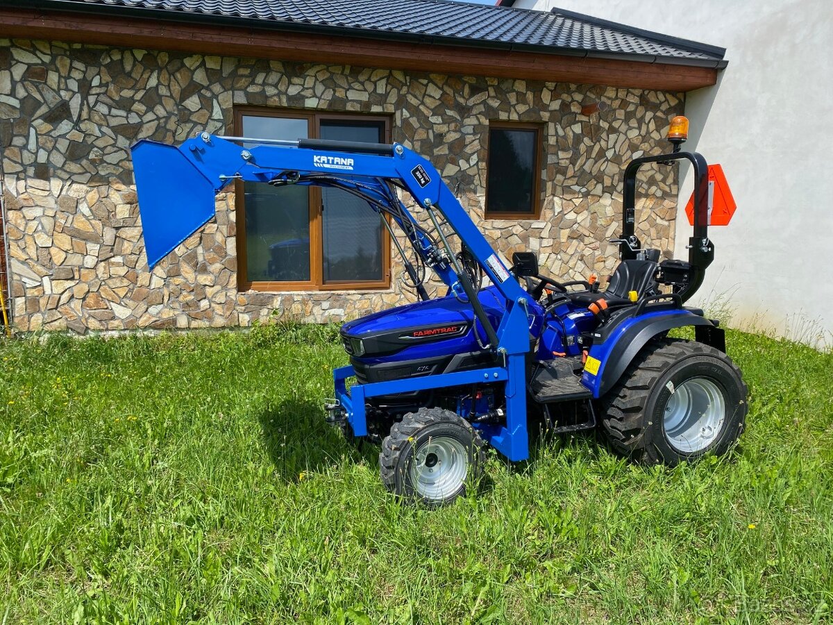 Malotraktor FARMTRAC 26 4WD - 3