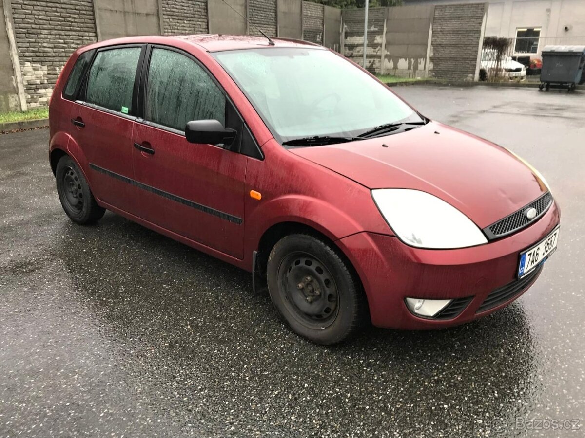 FORD FIESTA 1.6i 2003, 5.dveří, ČR, ZIM.PNEU, NOVÁ STK 2027 - 3