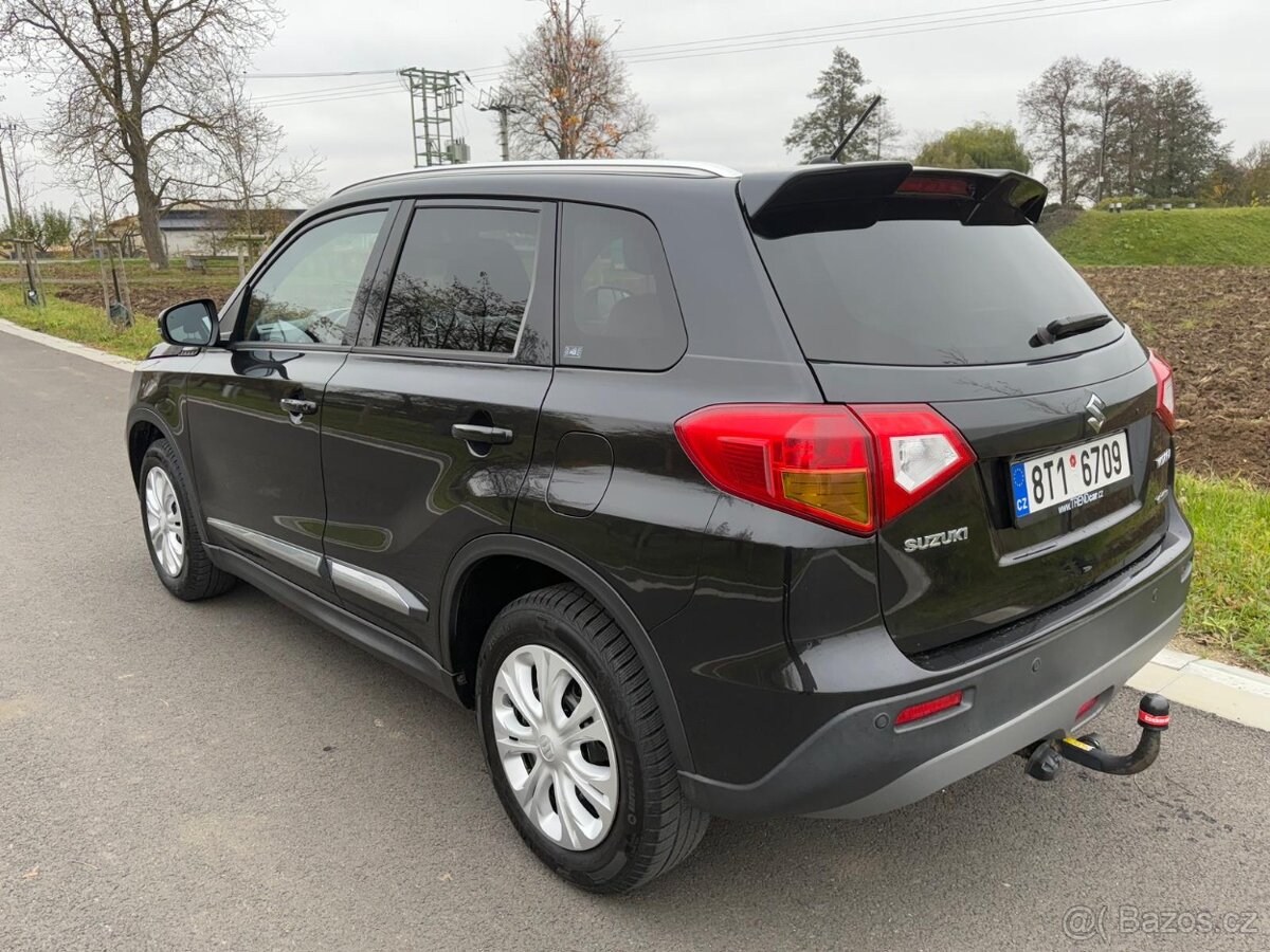 Suzuki Vitara 1.6VVT 88kw 4x4 Automat jen 95.488km KAMERA - 3
