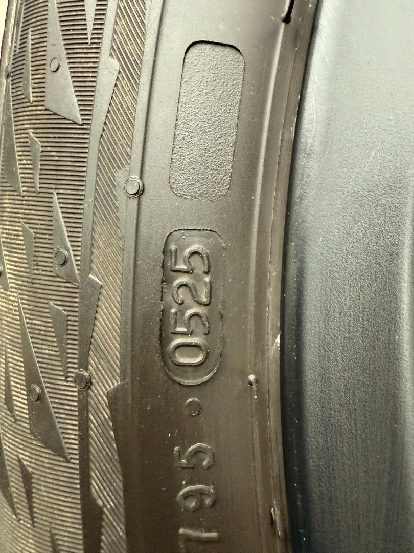 R19 ORIG.KOLA XC40/V90CC R-DESIGN DOT2025 ZÁNOVNÍ - 3