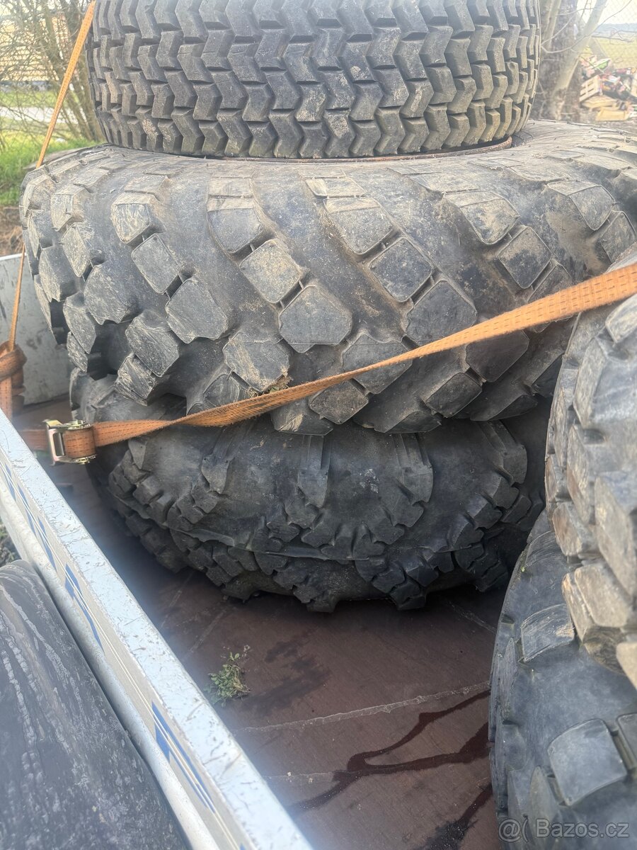 Prodam Pneumatiky+Kola zil131 zil157 gaz66 v3s - 3