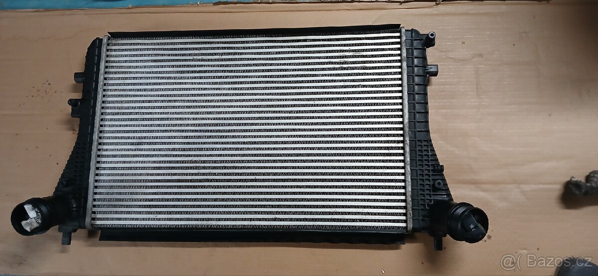 Chladič vzduchu Touran 1.4tsi - 3