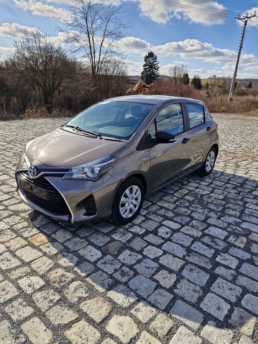 Toyota Yaris 1.5 Hybrid Launch Edition - 3