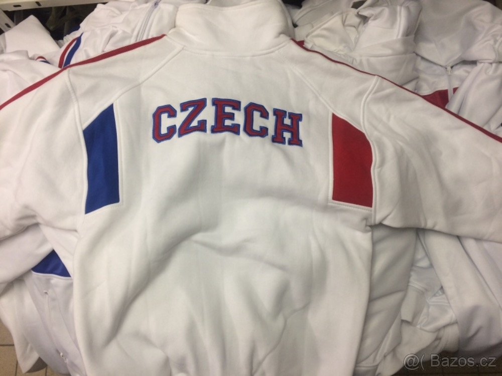 Sportovní bundy na zip - 3