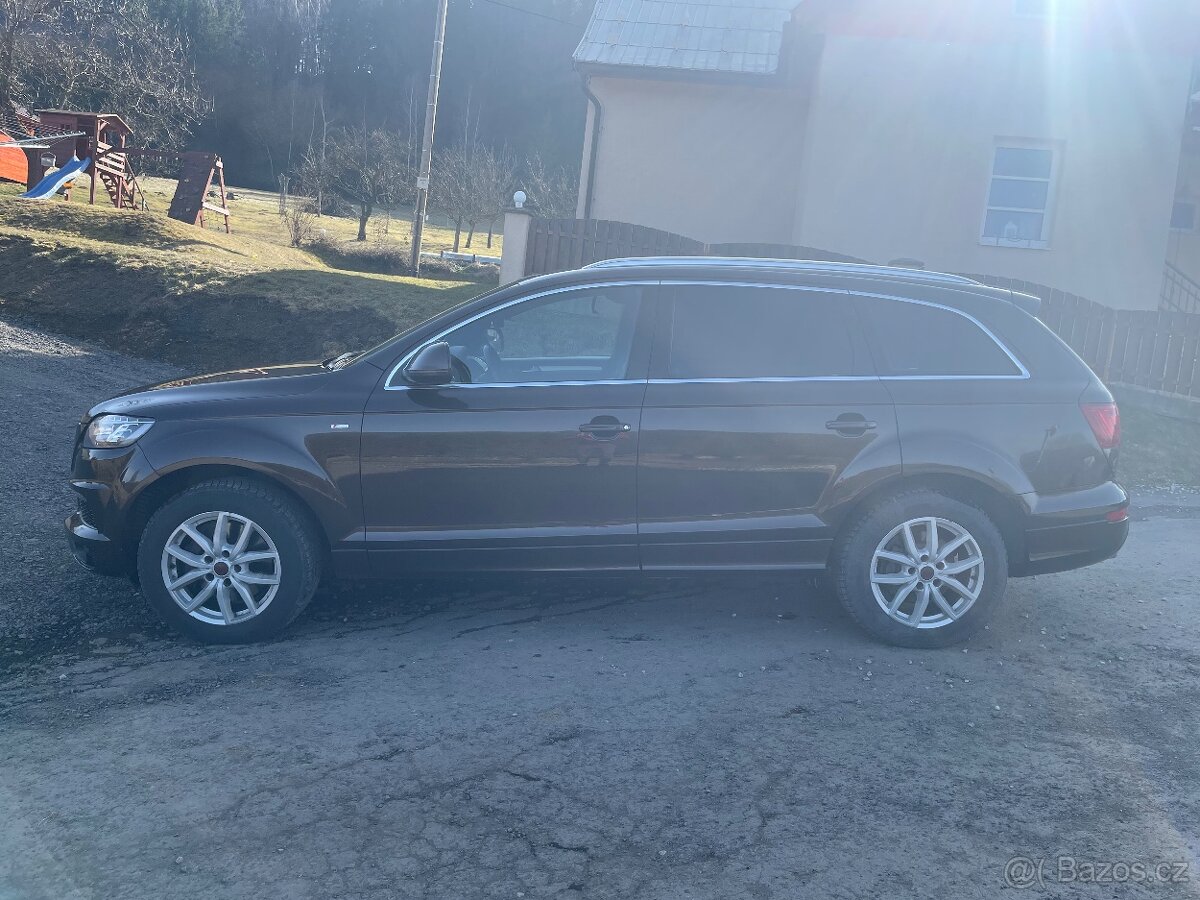 AUDI Q7 S-line 3.0 DPH - 3