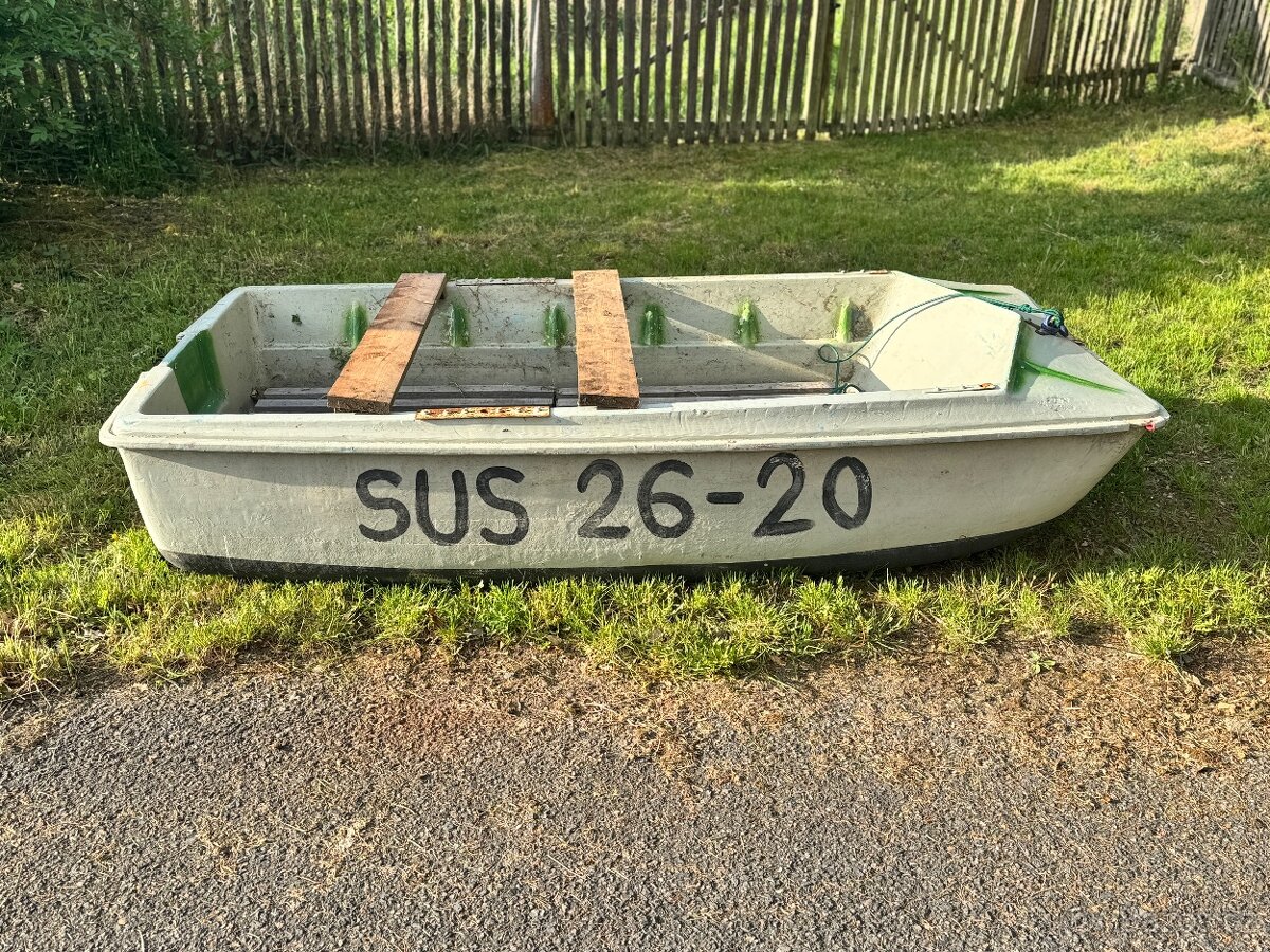 Prodám laminátovou rybářskou loď - 3