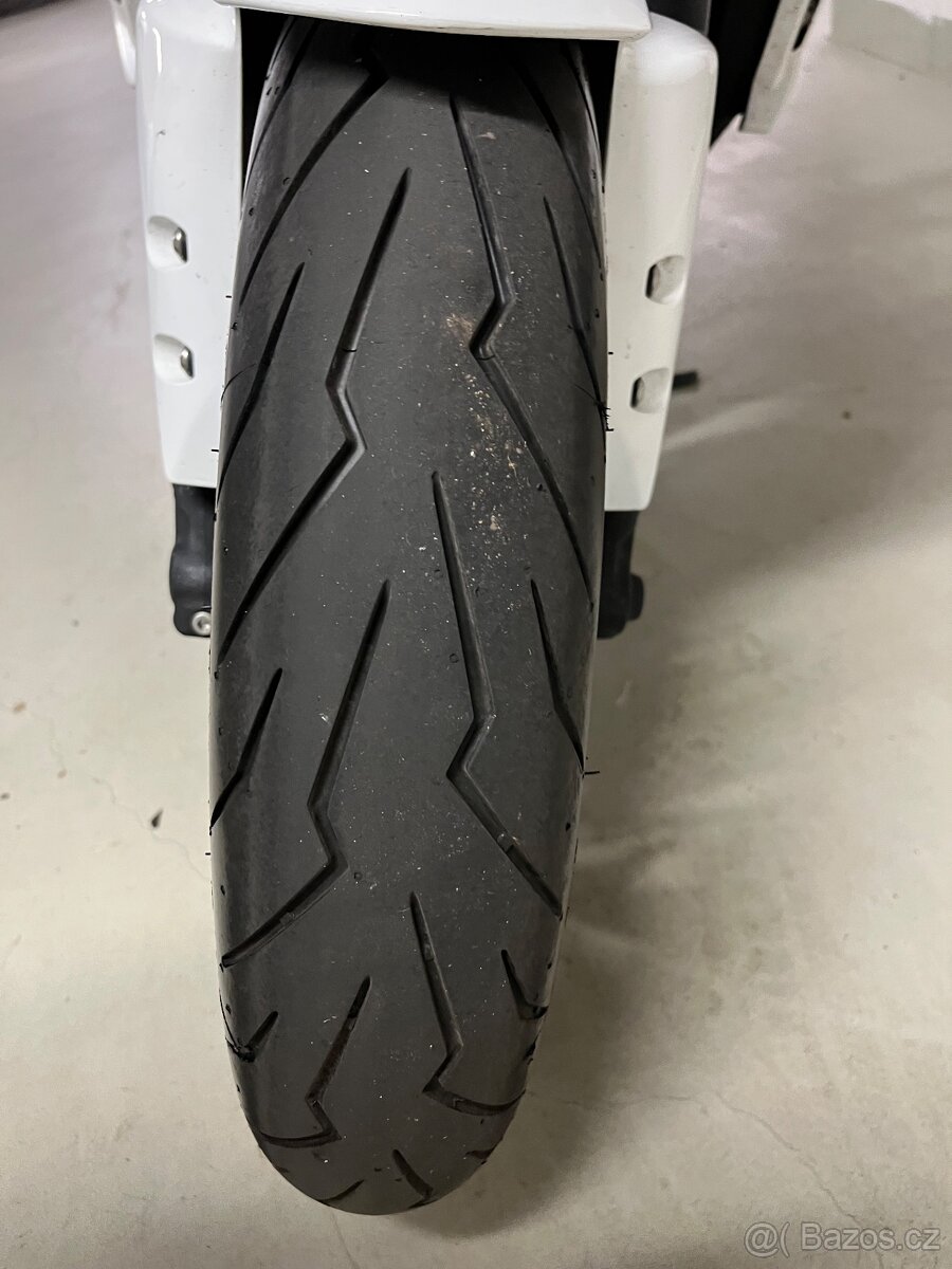 Yamaha fz1 - 3