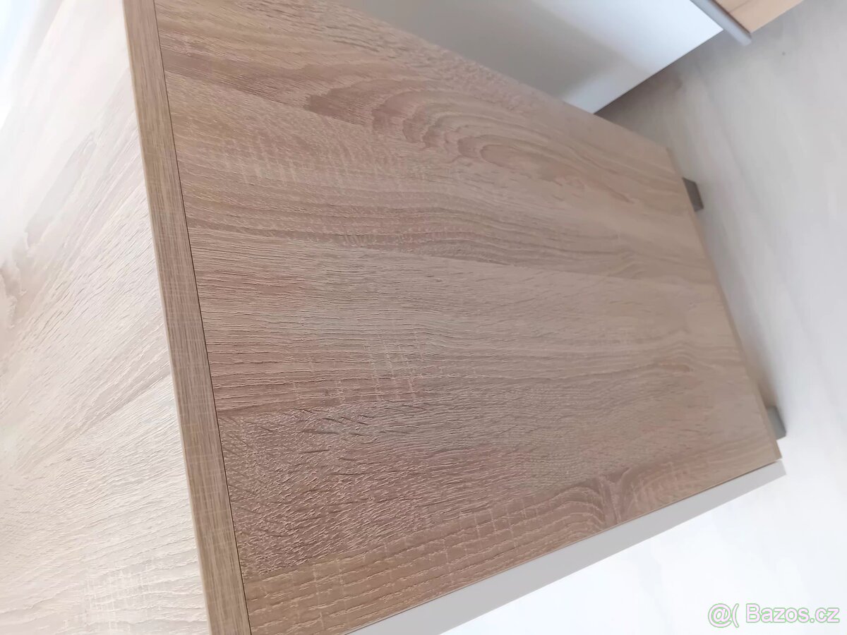 Vyklápěcí prádelní koš - 3